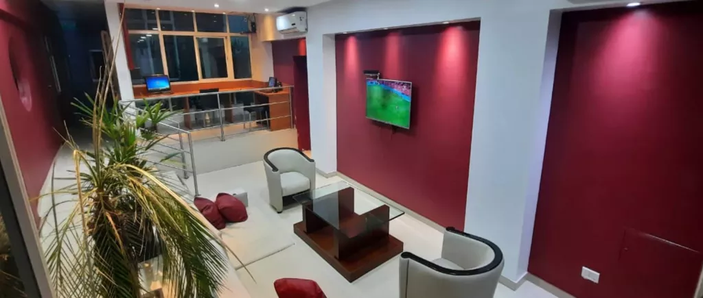Hotel AOMA (Turismo social)
